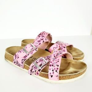 pastel pink birkenstocks